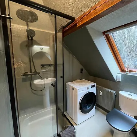 Modernes 1-raum-apartment